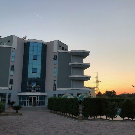 Hotel Blue Sky Golem  Exterior foto
