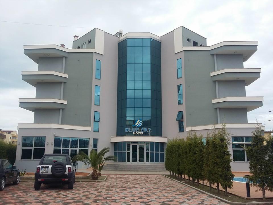 Hotel Blue Sky Golem  Exterior foto